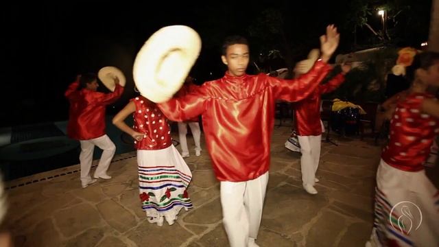 Video Pelican Eyes Resort and SPA (long version) смотреть онлайн