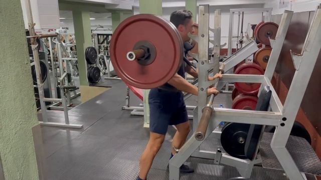 Hatfield Squats 122 kg x 3 (268 lbs) & 150 kg (330 lbs) Deadlift for speed | Dynamic Effort Lower смотреть онлайн