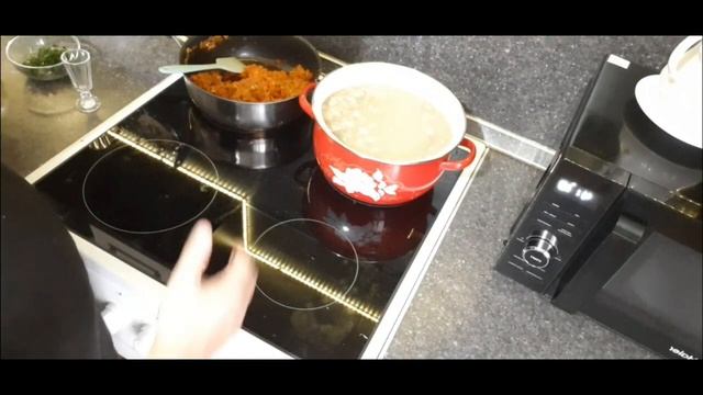 ЭТОТ ОЧЕНЬ ВКУСНЫЙ СУП РАССОЛЬНИК, В ЗИМНЮЮ ХОЛОДНУЮ ПОГОДУ, ВСЕГДА КСТАТИ👍 смотреть онлайн