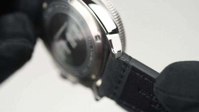 Spinnaker Hull Diver SP-5088-01 (Pre-owned) смотреть онлайн