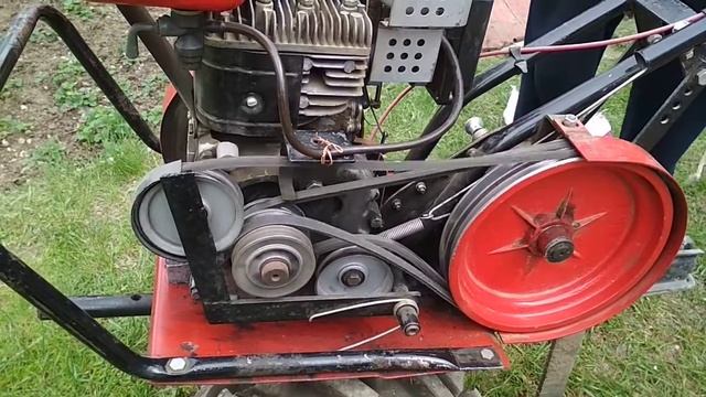 Работа двигателя у мотоблока. смотреть онлайн