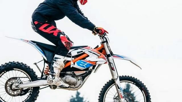 LOOK THIS !!!2017 KTM Freeride E XC Price & Spec смотреть онлайн