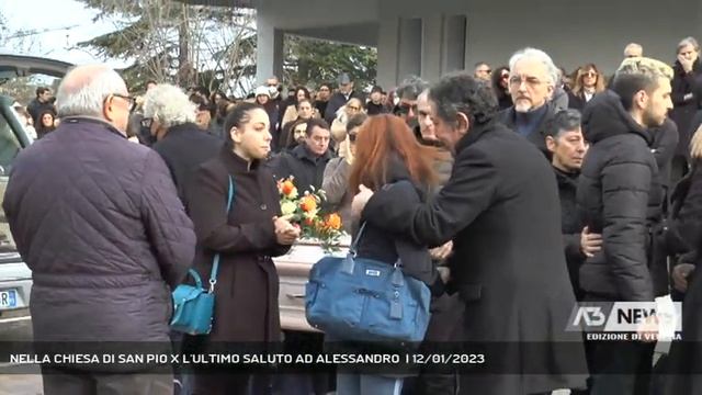 NELLA CHIESA DI SAN PIO X L'ULTIMO SALUTO AD ALESSANDRO | 12/01/2023 смотреть онлайн