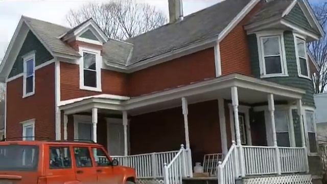 92-94 Main Street, Milton VT - 3 Units - 1 Acre! смотреть онлайн