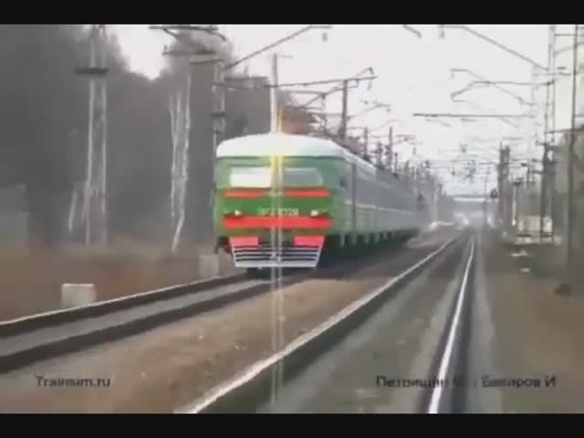 Электропоезд Электричка 2000-Х Клип смотреть онлайн