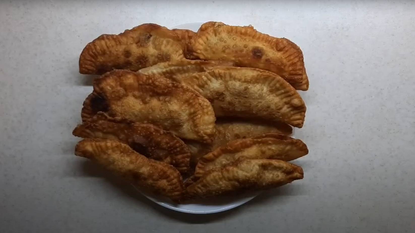 ЧЕБУРЕКИ! Простой вкусный рецепт! смотреть онлайн