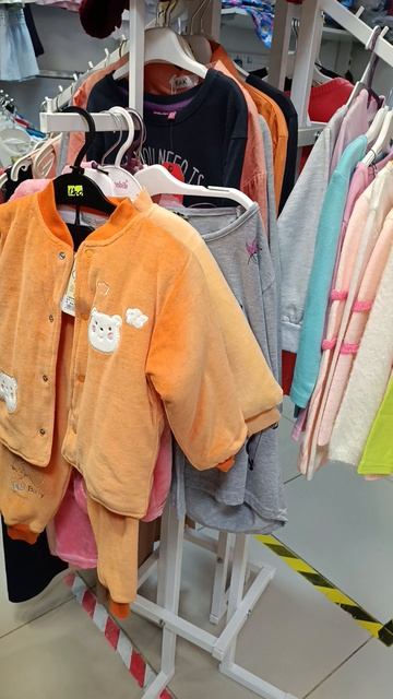 для мальчика костюмчик.