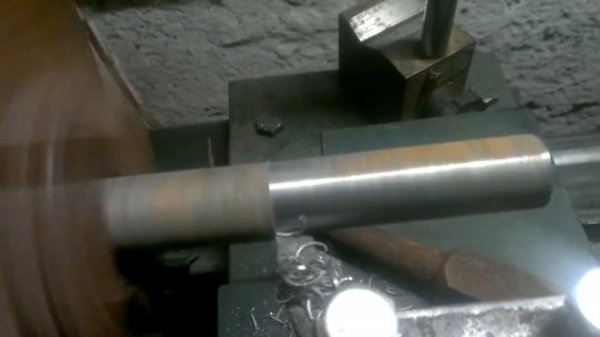 Самодельный токарный по металлу. Моя версия.