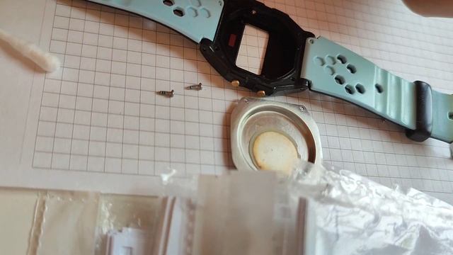 Skmei 1412  или Casio F91w.Часы работают с 2018 по 2024.Меняем батарейку CR2016