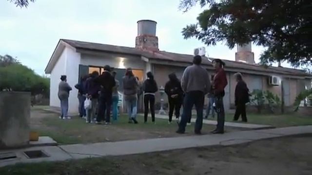 Policía mató a su jefe en Santiago del Estero смотреть онлайн
