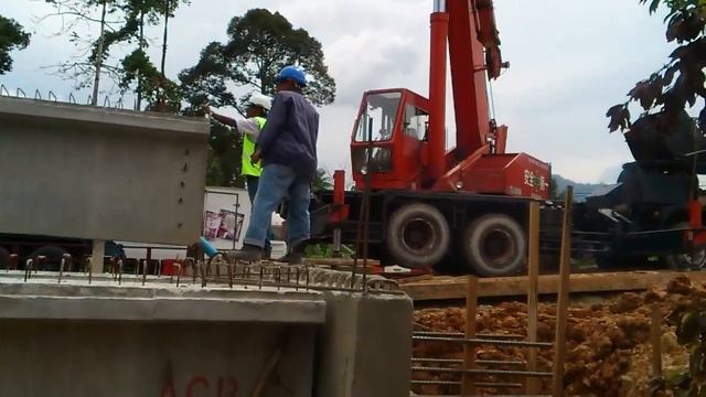 Tadano & kobelco 25Ton смотреть онлайн