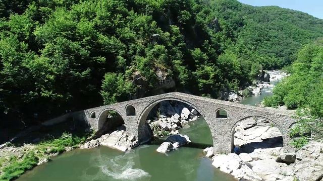 Да пропътуваш 450 км, за да зърнеш Шейтана… смотреть онлайн