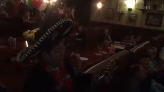 Горячие Мариачи 🔥 смотреть онлайн