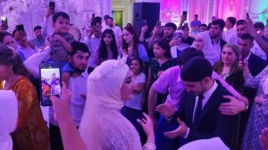 Шабнам дар туйи Nek ва Tara.