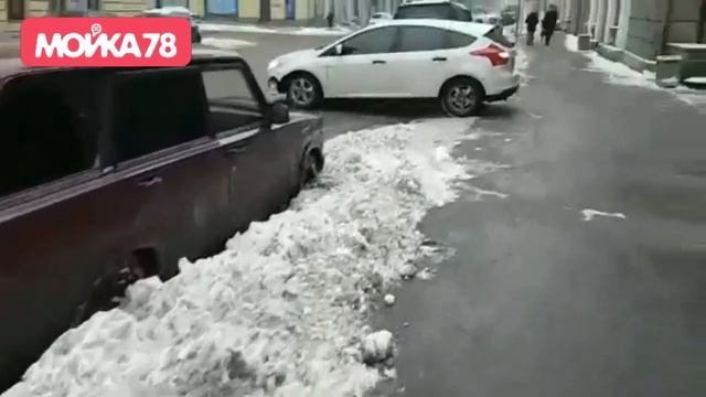 Техника убирает снег смотреть онлайн