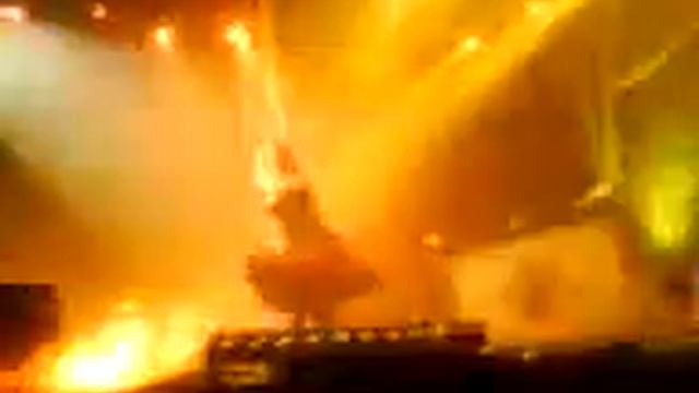 Weight of the world evanescence live in paris 25/05/07 смотреть онлайн