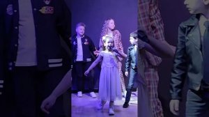 Великаны, хор Великан.