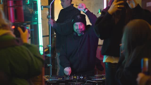 DJ IMHO: новогодний трамвай

#djimho #дмитрийдроков