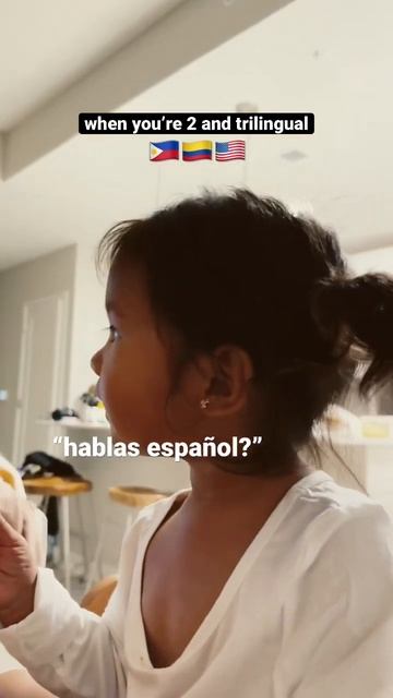switching languages. #filipino #colombian #lasian #tagalog #spanish смотреть онлайн