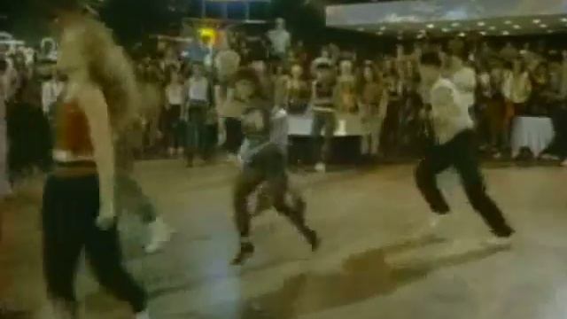 Fast Forward - Dance Off #2 смотреть онлайн