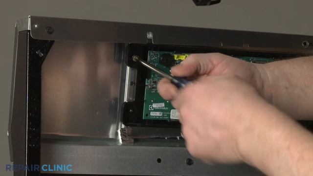 Frigidaire Induction Range Main Control Board Replacement 5304524907 смотреть онлайн