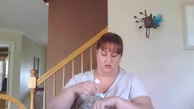 June Glossy Box смотреть онлайн