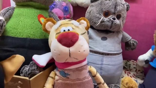 Распаковка тигрицы Хлои ! смотреть онлайн