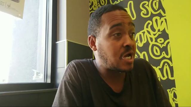 Damon Payton Homeless In Hollywood Blvd LA смотреть онлайн