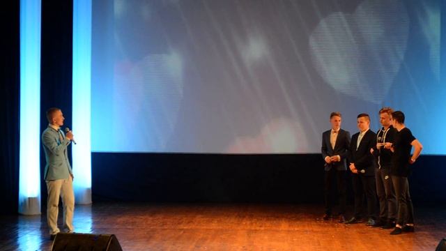 СЦЕНКА Я ВЛЮБЛЕН смотреть онлайн