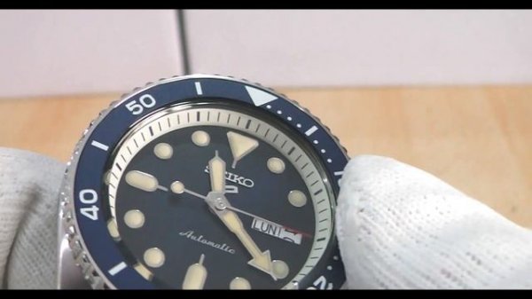 SEIKO 5 Sports SRPD71K1 Unboxing - Best Sport Watch Under 250,00€
