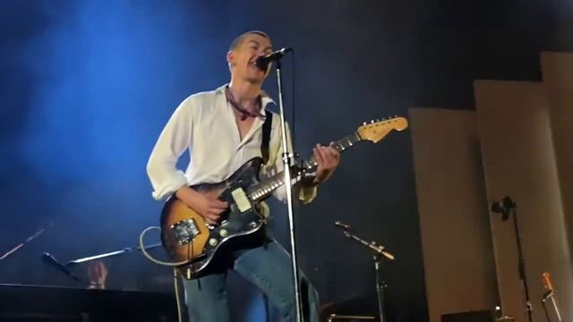 Arctic Monkeys - Dancing Shoes live @ Bill Graham Civic Auditorium, SF - Oct 21, 2018 смотреть онлайн