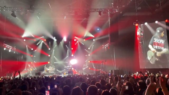 Группа «Звери», концерт 20 лет для тебя. #живойзвук #кудаедем #челябинскаяобласть #челябинск