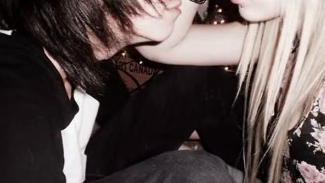 emo,scene,goth love смотреть онлайн