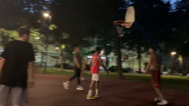 Basketball Talents in Park orlenok смотреть онлайн