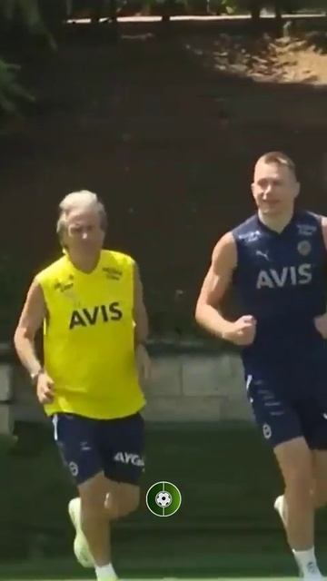 🏃♂️ Jorge Jesus & Szalai. #fenerbahçe #jorgejesus #szalai смотреть онлайн