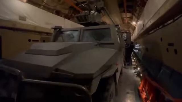 Первые подразделения российских десантников приземлились в Казахстане смотреть онлайн