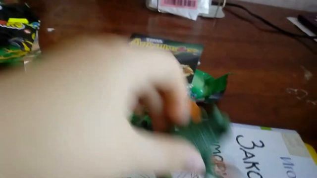 Лягушки ко Макси новая версия смотреть онлайн