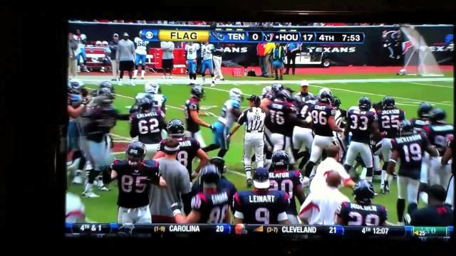 Andre Johnson vs Cortland Finnegan HD смотреть онлайн