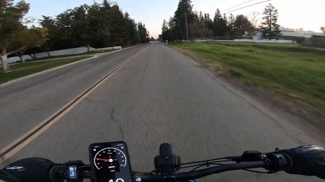 Sur Ron Ebike - Rush Hour Traffic смотреть онлайн