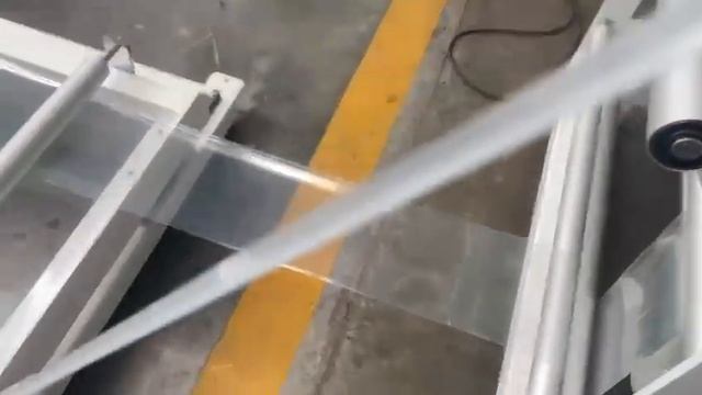 Машина для производства пакетов ЗИП ЛОК с бегунком PS TPM-800INS смотреть онлайн