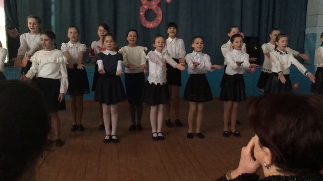 ДУЖЕ ГАРНА ПІСНЯ НА 8 БЕРЕЗНЯ!(вчителі наші другі батьки) смотреть онлайн