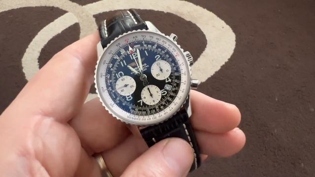 Closer Look of my Breitling Navitimer A23322 смотреть онлайн