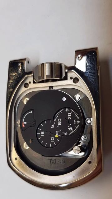 Часы Urwerk. Замена стекла #обслуживаниечасов #заменастекла #ремонтчасов #watch #watchrepair #urwer смотреть онлайн