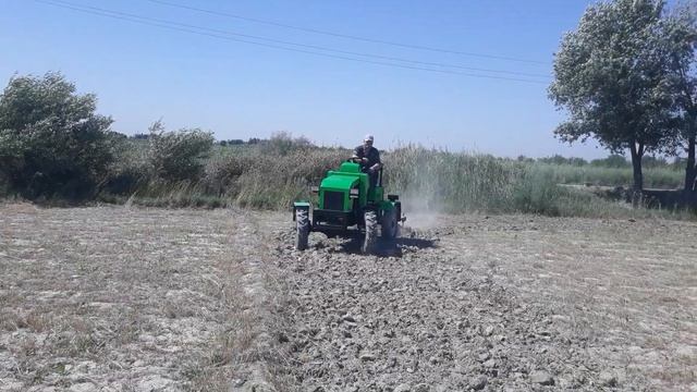 mini traktor Jondor смотреть онлайн