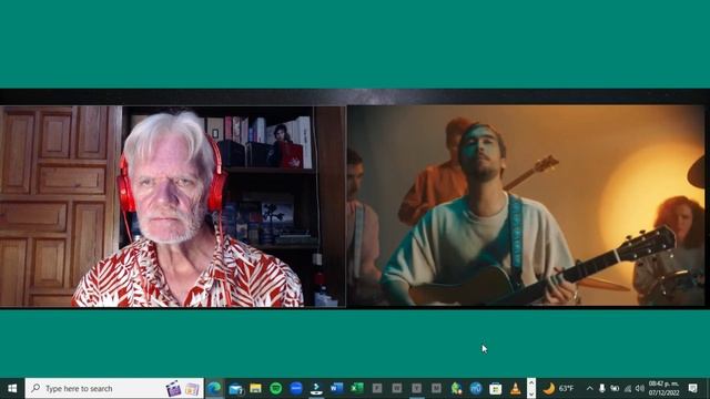 Senior reacts to Alex G "Runner" (Episode 211) смотреть онлайн
