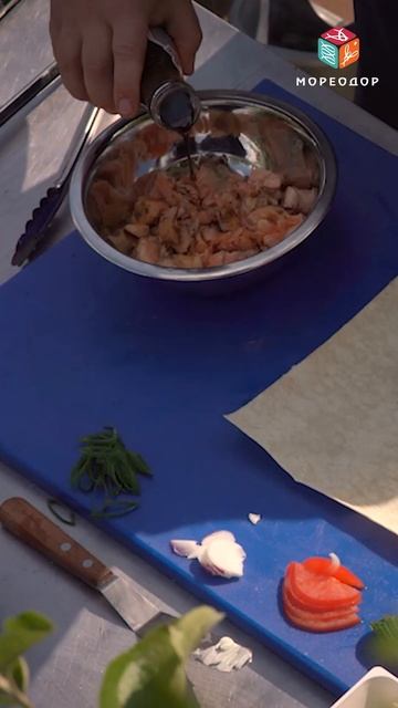 ШАУРМА из форели. как приготовить красную рубы на гриле. Рецепт приготовления лосося на мангале смотреть онлайн