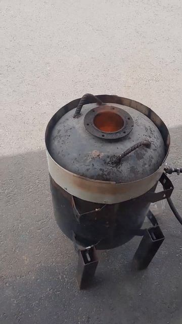 Ура ребята мы запустили печку! Плавка алюминия! Aluminum melting. #shorts смотреть онлайн