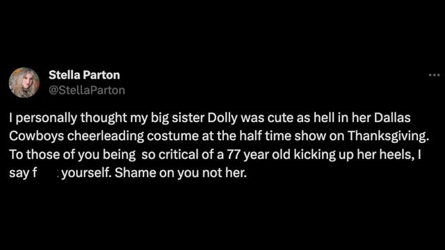 Reaction To Dolly Parton's Cheerleader Outfit смотреть онлайн