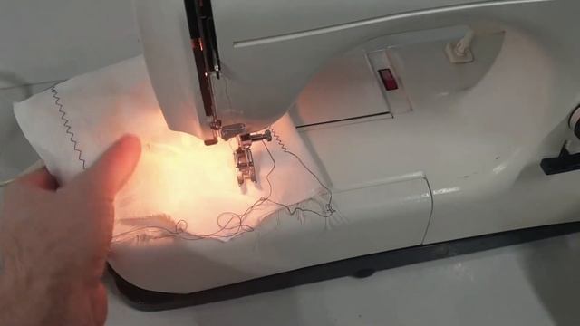 Necchi Lydia 3 Sewing Machine смотреть онлайн