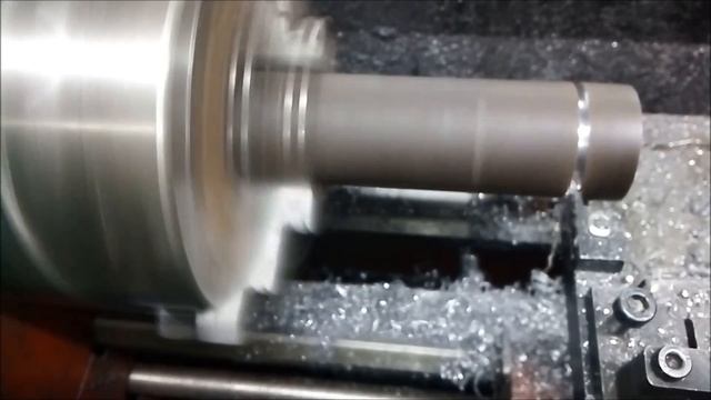 как отрезать отрезным резцом на токарном станке несломав его. смотреть онлайн